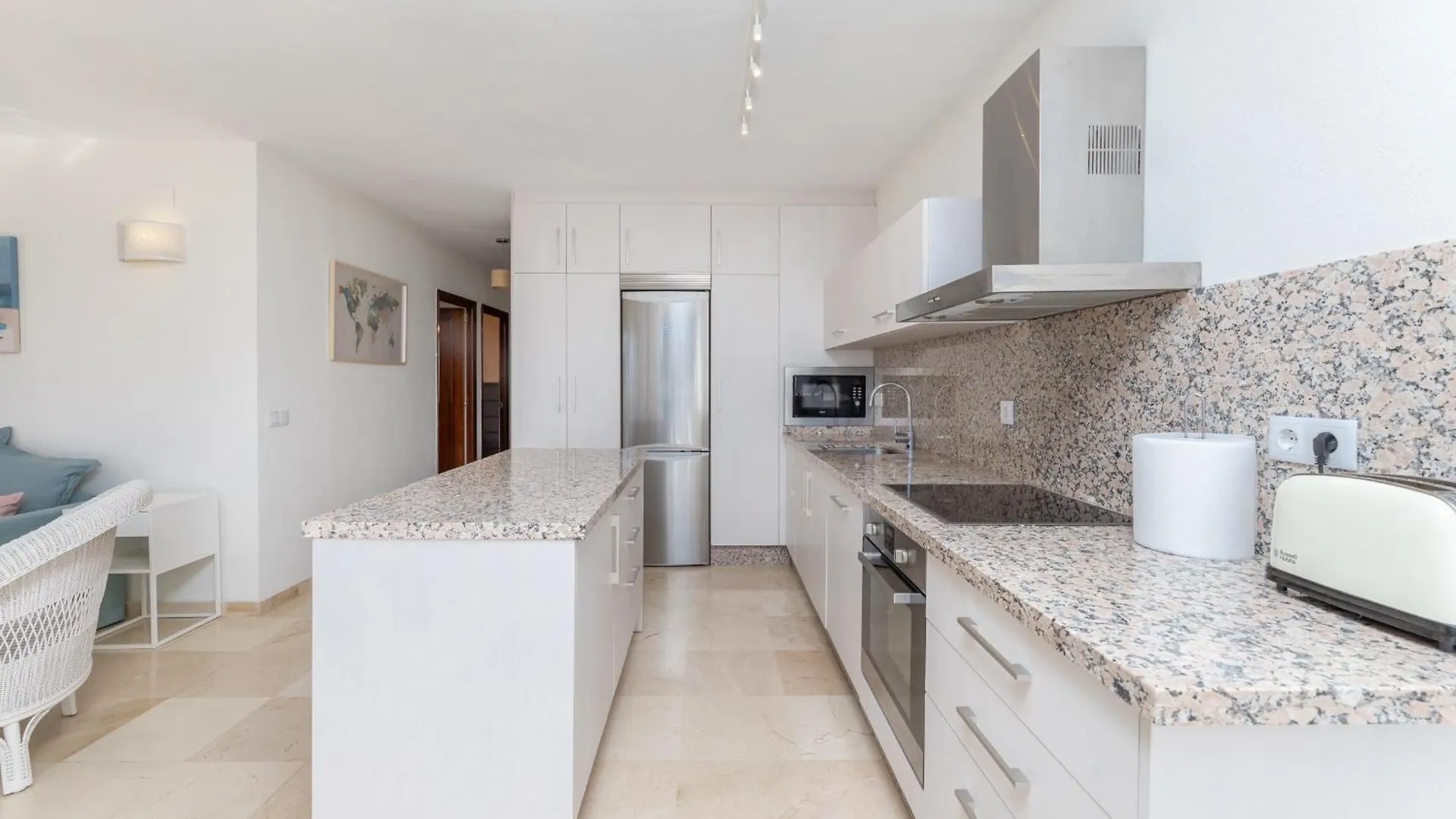 Sunny Apartment By Kura Homes Marbella
